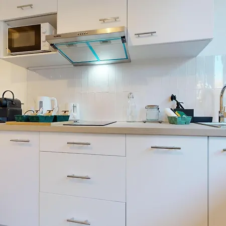 Appartement Le Chic by expat renting - Netflix - Proche Gare *