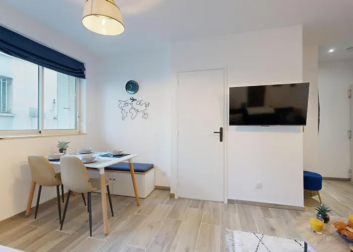 Expat Renting - Le Chic - Netflix - Proche Gare Apartman *
